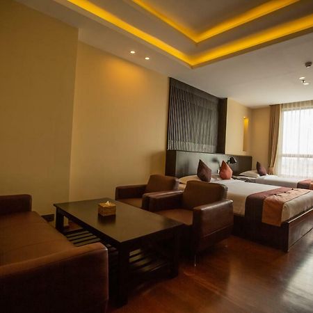 Hotel Apex Мандалай Екстер'єр фото